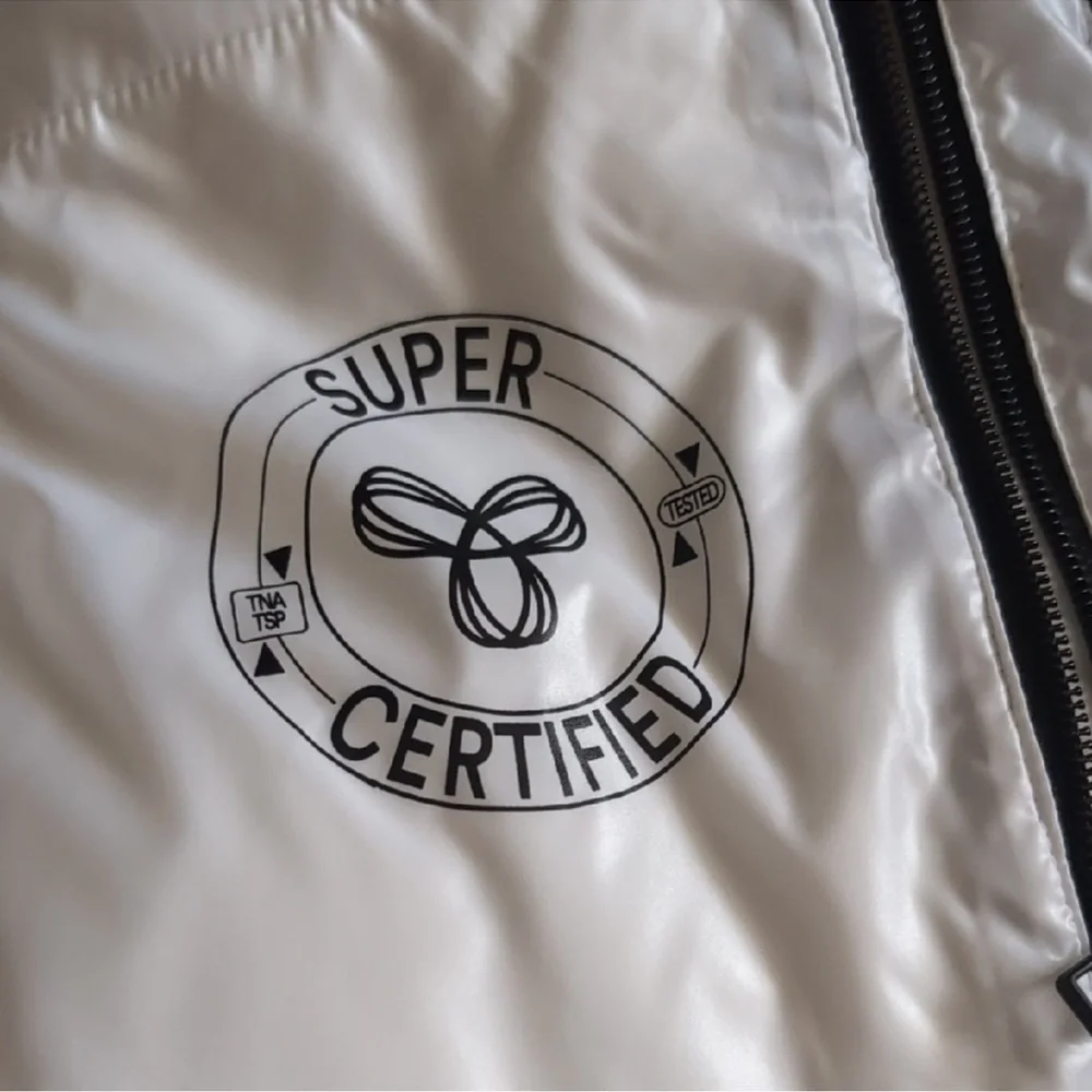 Aritzia TNA SuperPuff Vest White - Picture 5 of 7